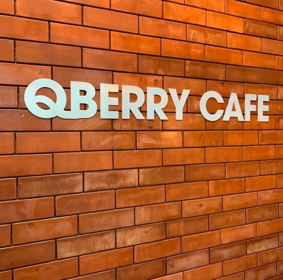 Qberry Cafe